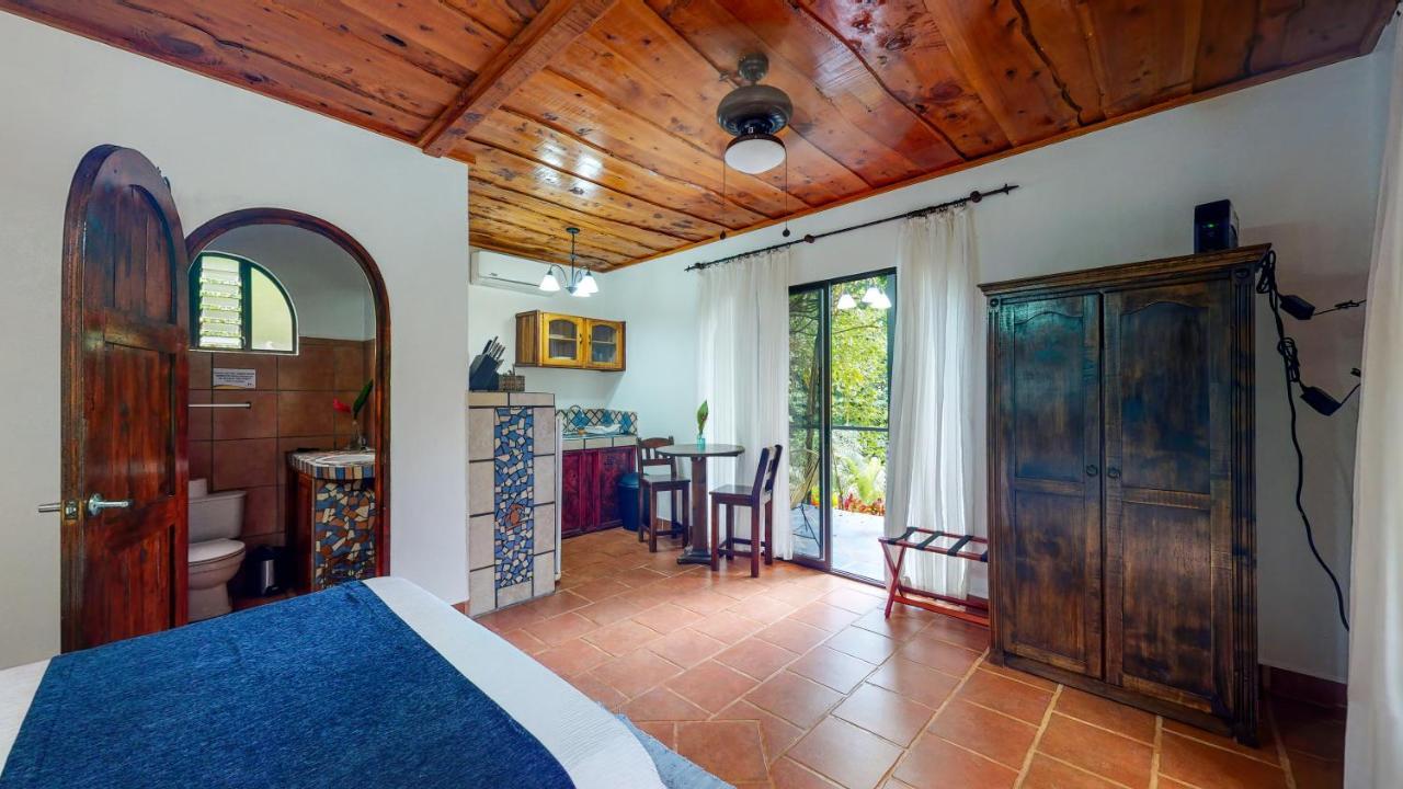 The Scarlet Villas Ojochal Εξωτερικό φωτογραφία