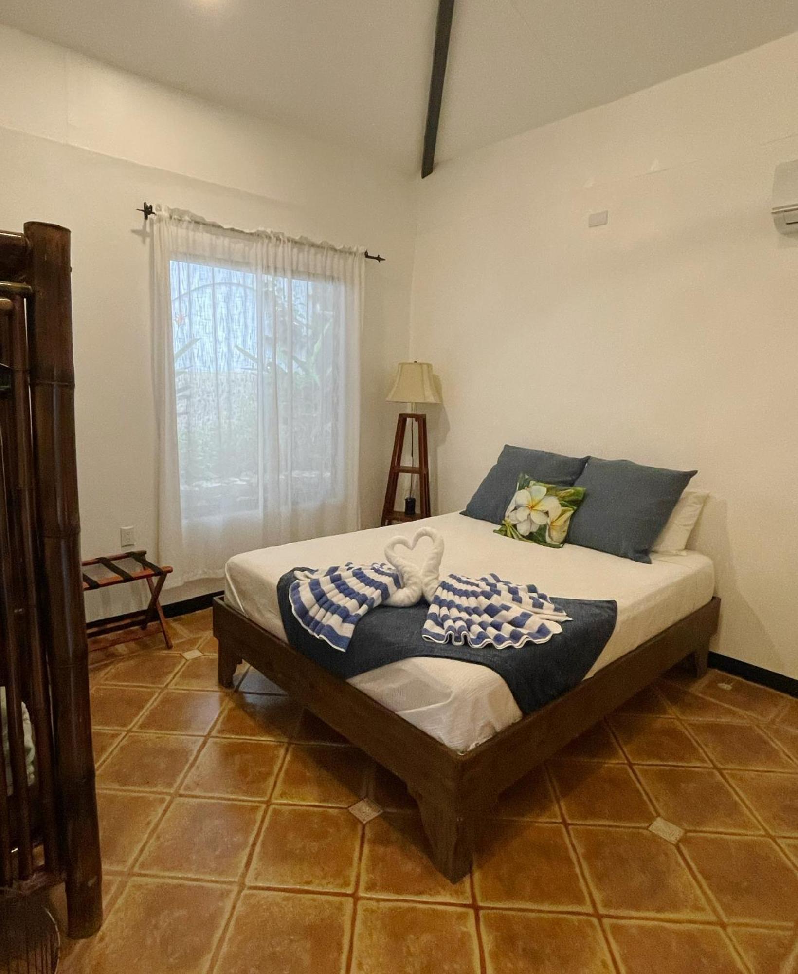 The Scarlet Villas Ojochal Εξωτερικό φωτογραφία